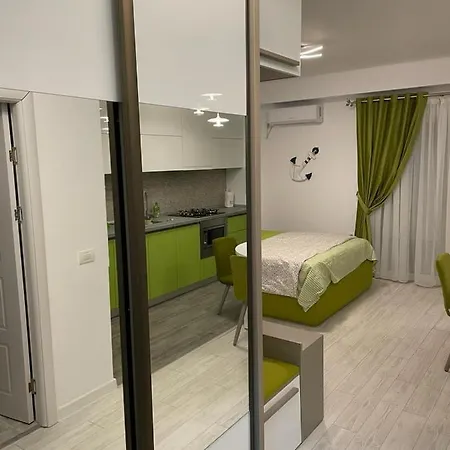 Garsoniera Aki 3 Mamaia Nord *